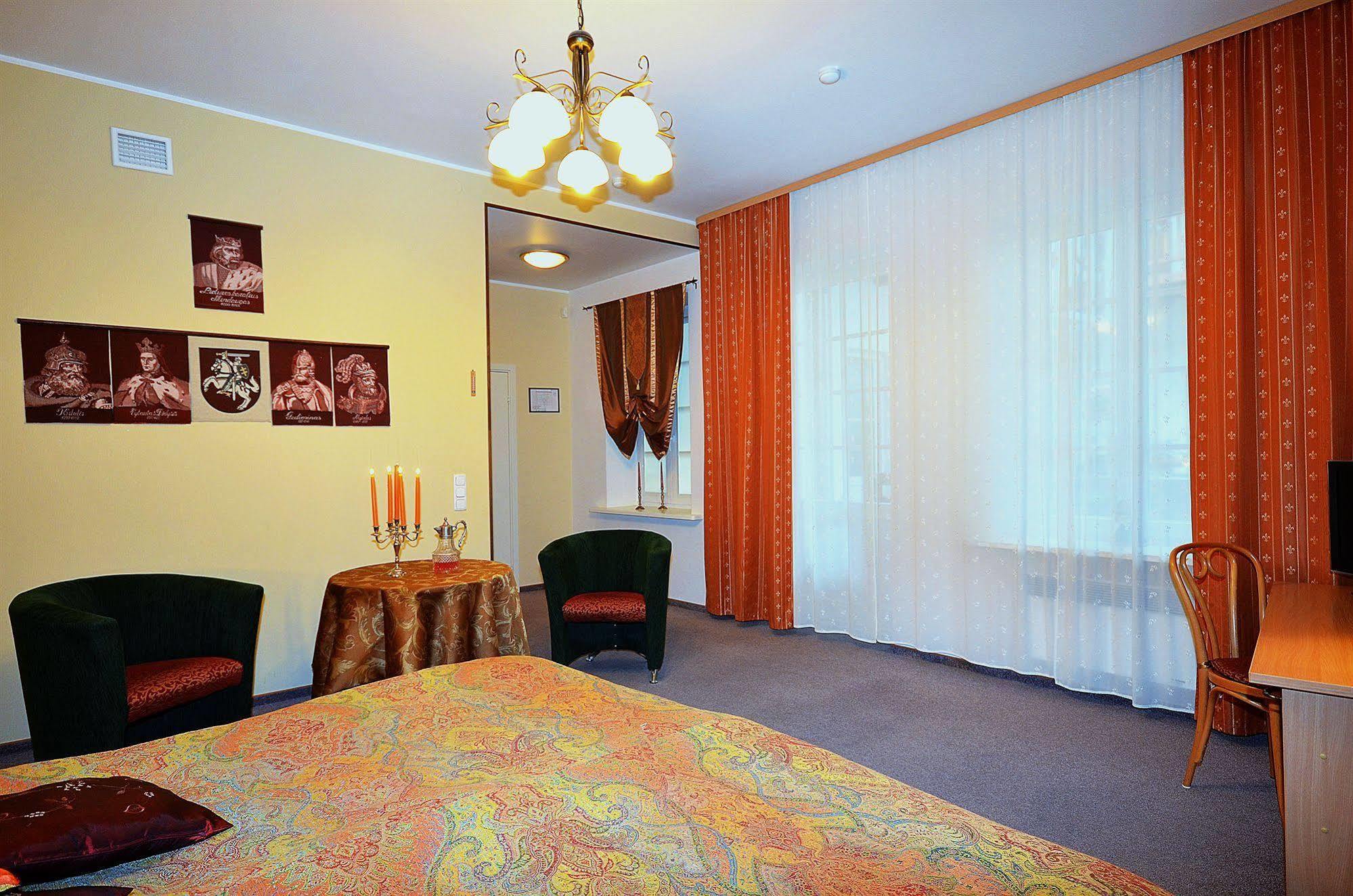 Angel Town Hall Apartments فيلنيوس المظهر الخارجي الصورة